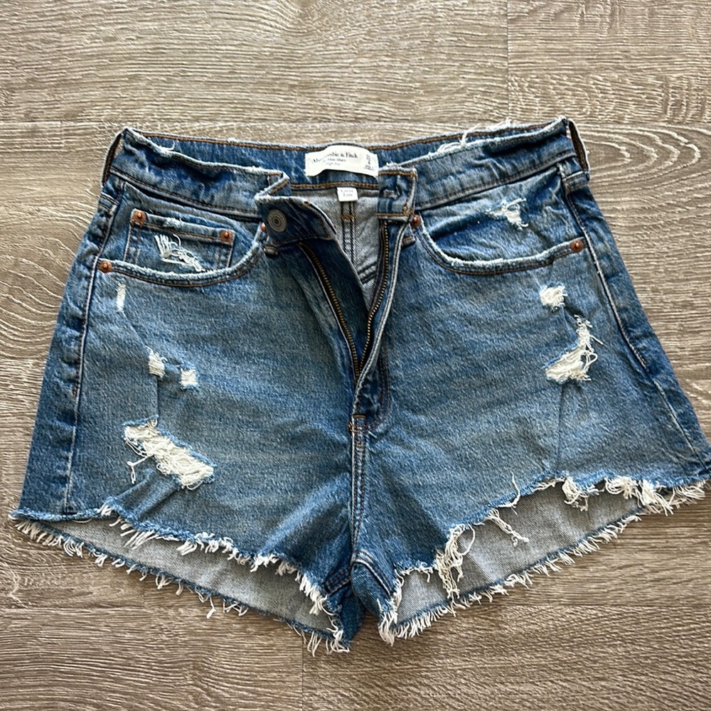 Abercrombie & Fitch Denim Distressed Women's The Mom high rise Shorts curve love
